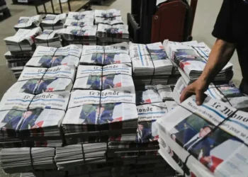 Burkina Faso suspends distribution of a French newspaper