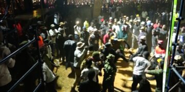 alien-skins-crew-disrupts